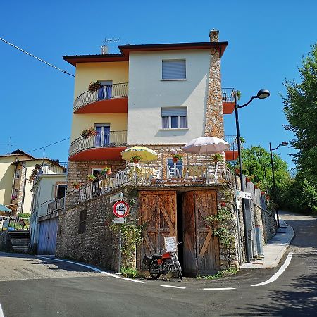 Corte Moreno Сан-Дзено-ді-Монтанья Екстер'єр фото